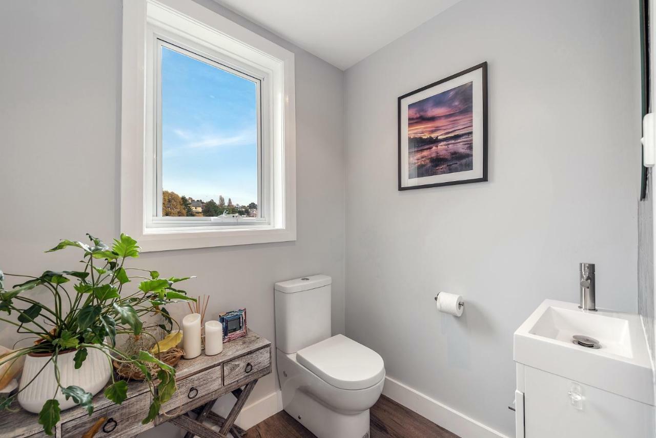 City Retreat Hobart Bagian luar foto
