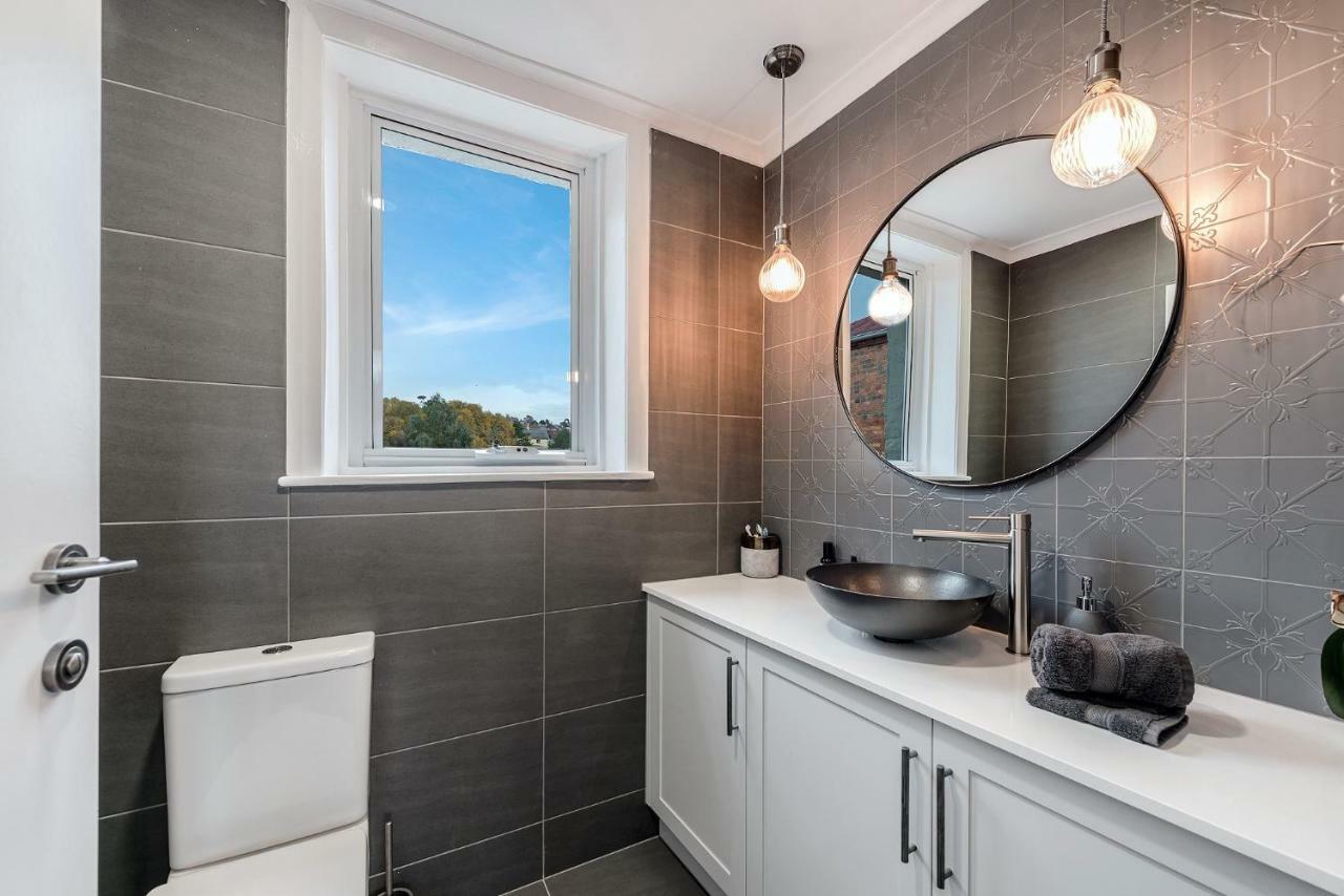 City Retreat Hobart Bagian luar foto
